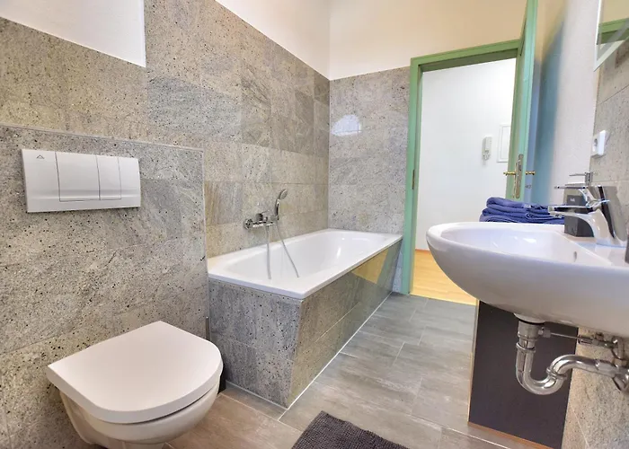 Schwalbennest * Naumburg